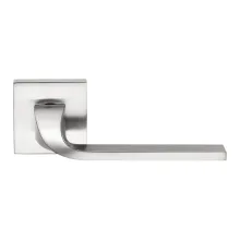Colombo Design (Італійськи ручки) ISY BL11 RSB матовий хром
