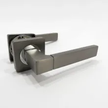 Дверні ручки PARTNER R102 MBN/CP графіт / хром