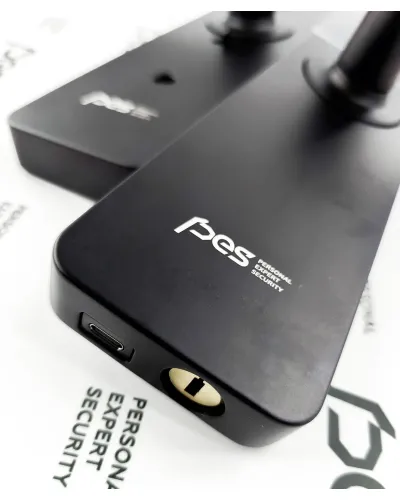 PES Mops черный